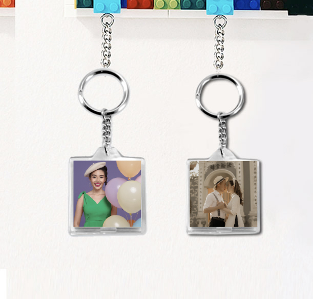 Custom photo keychains in multiple shapes - Tinyko gifts